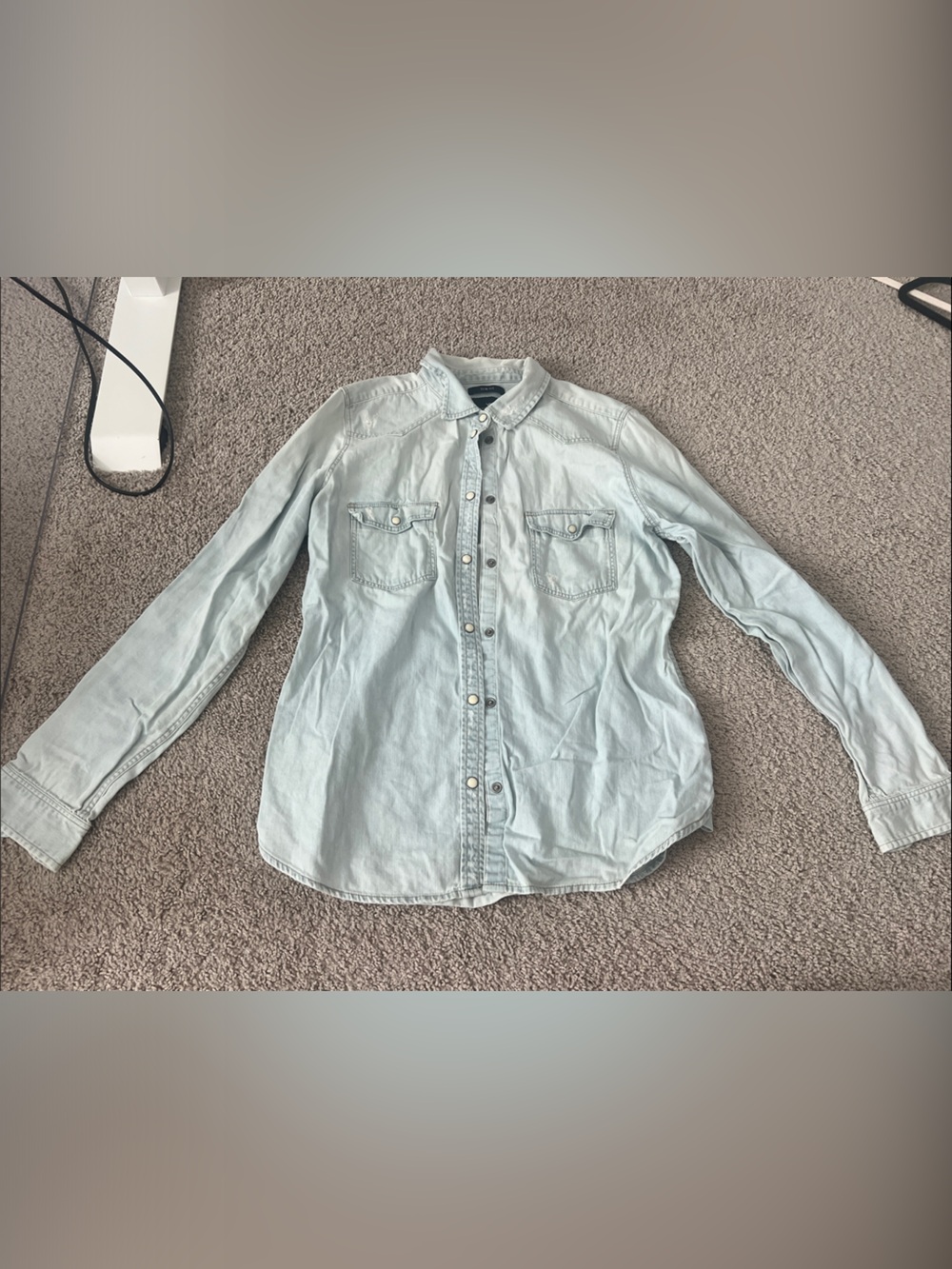 American Eagle Outfitters Light Wash Denim Button-Down Shirt